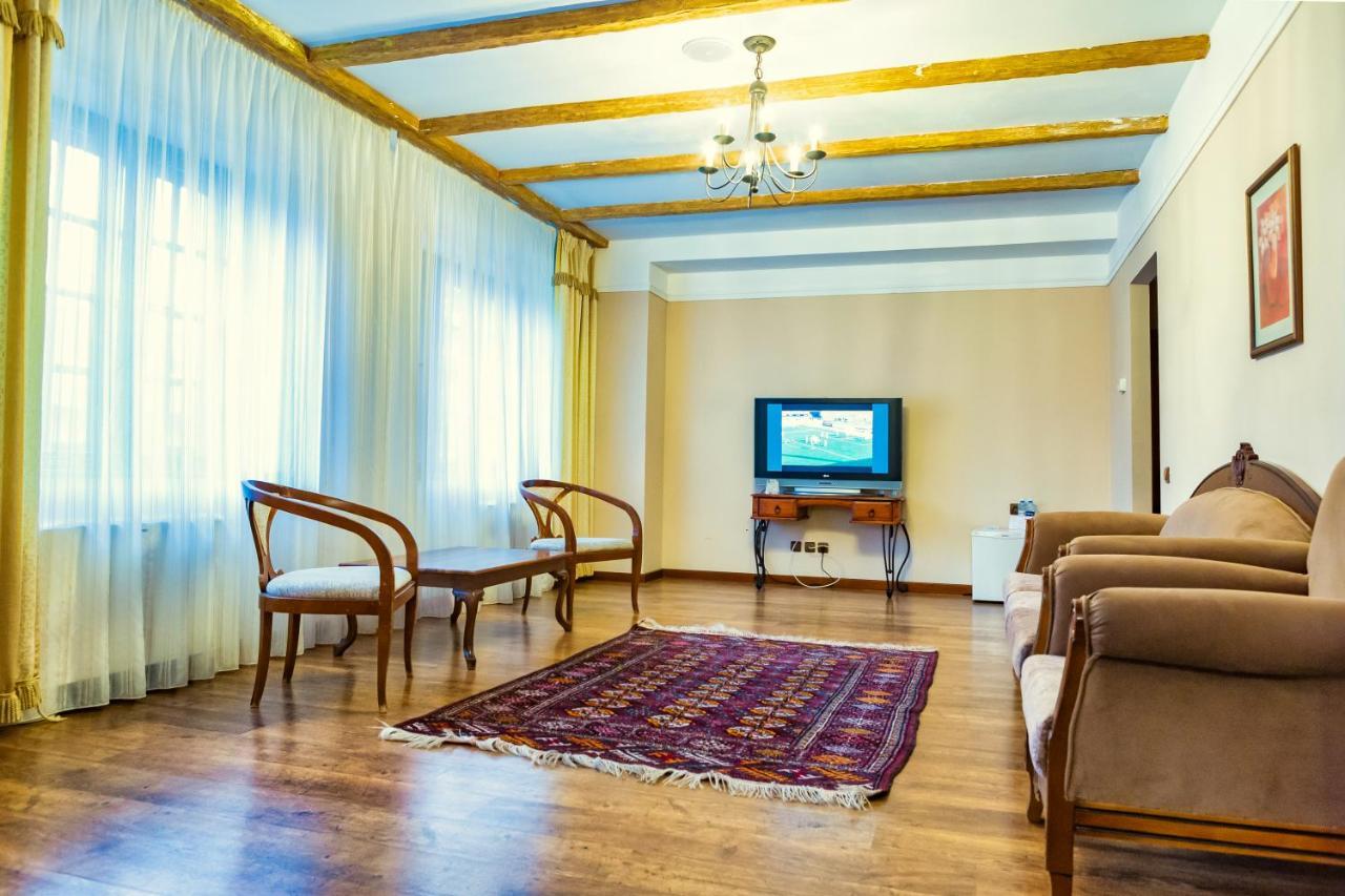 Park Hotel Kokshetau Shchūchīnsk Exterior foto